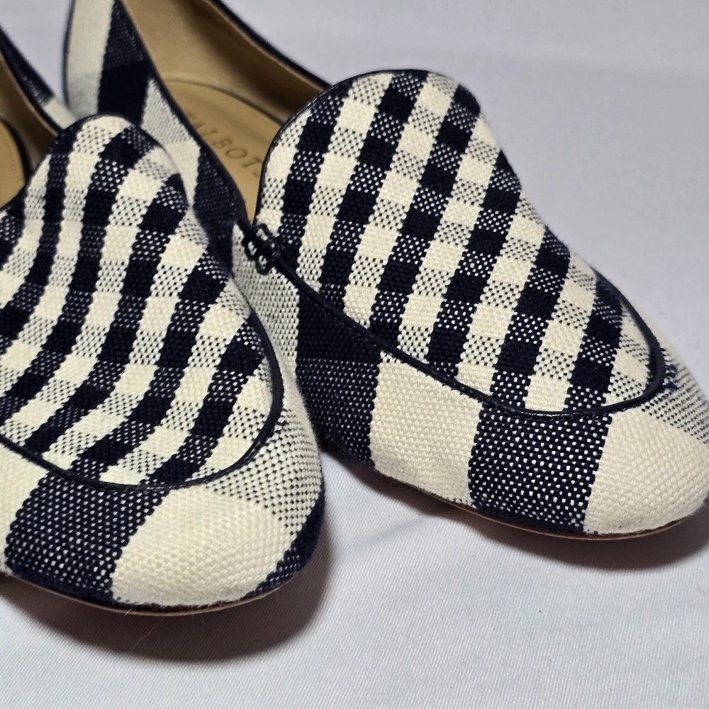 Talbots Gingham Navy Plaid Nautical Genuine Leather Lining Flats Summer, Sz 8 - Picture 2 of 9